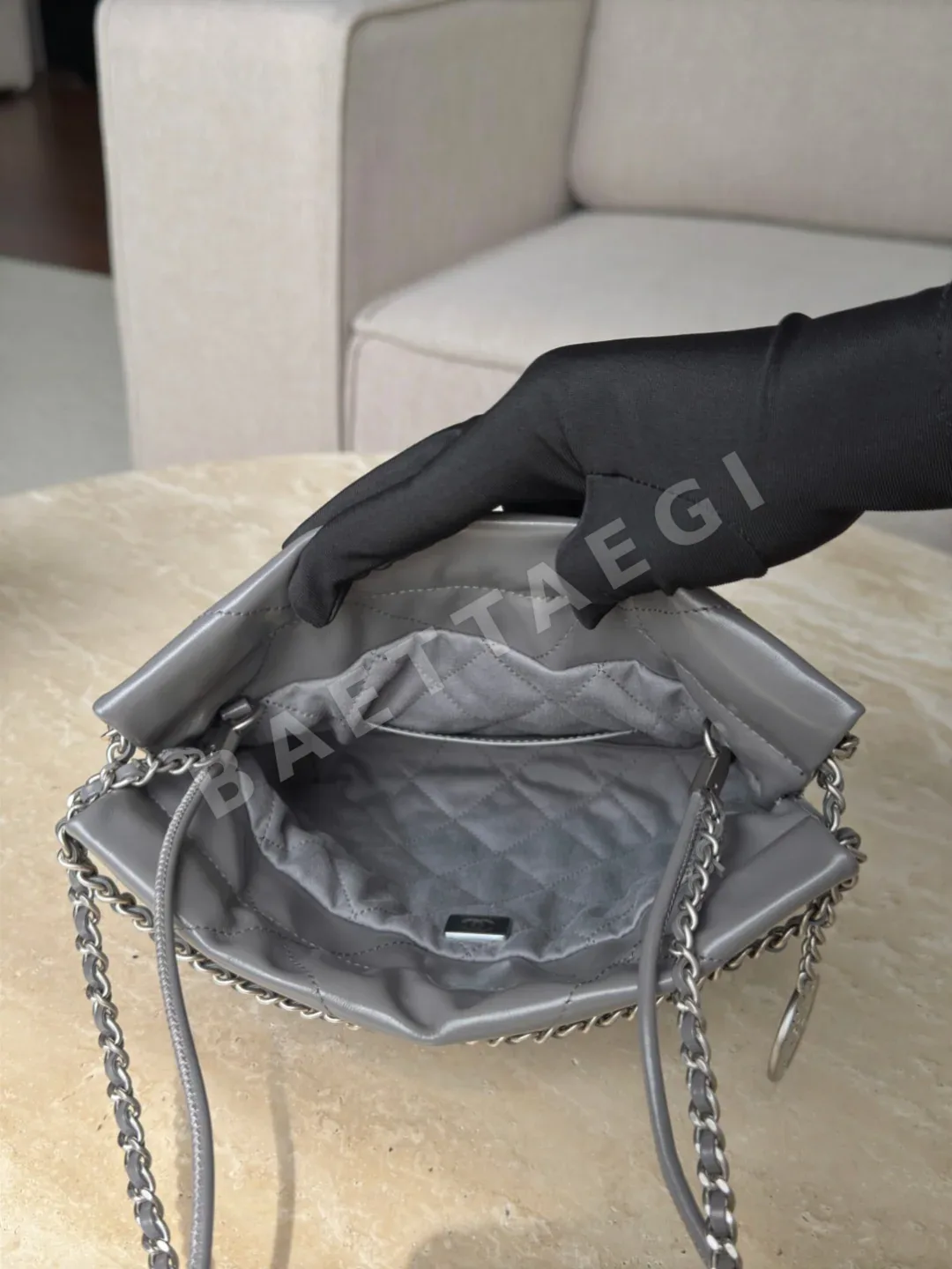 샤넬 미니 그레이 은장 가방 33696