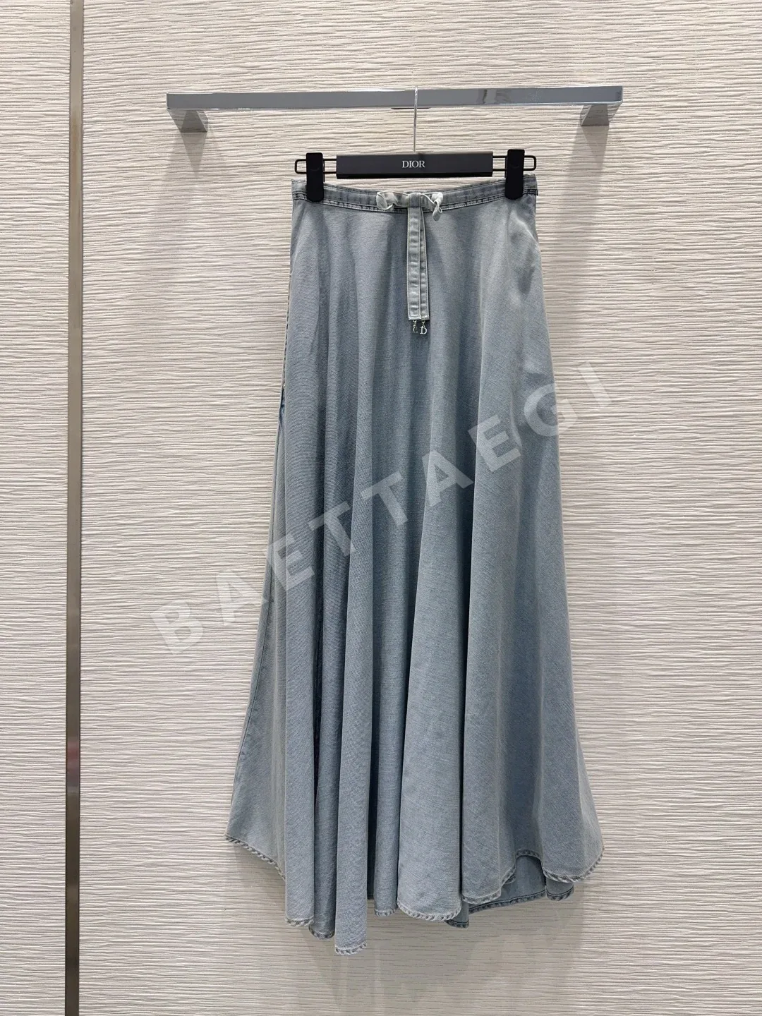디올 데미지 가공 워시드 데님 여성 바지 54373