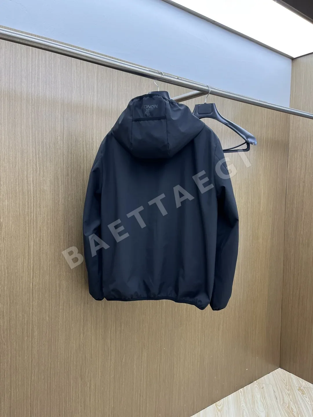 몽클레르 후드 캐주얼 남성 자켓 상세 이미지 9