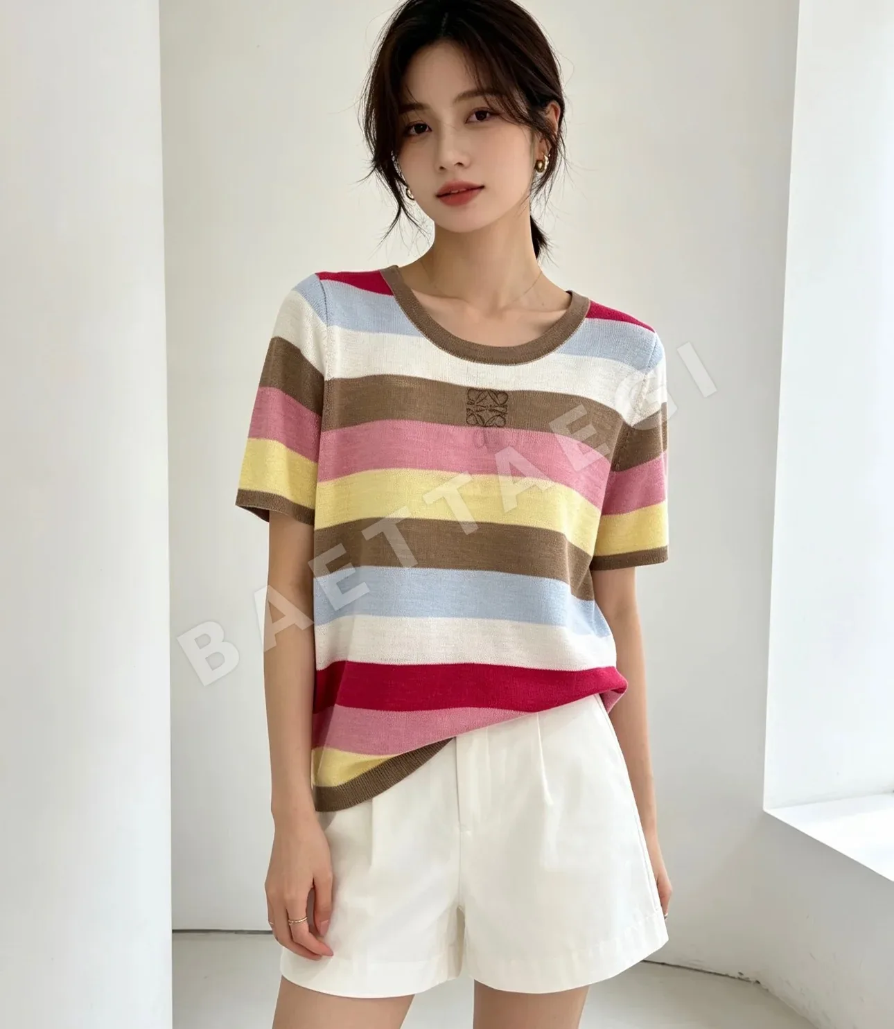 로에베 멀티컬러 스트라이프 울 반팔 스웨터 136764