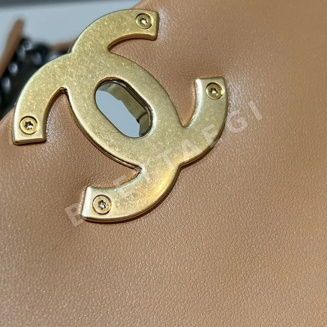 샤넬 카라멜 금장 가방 상세 이미지 7