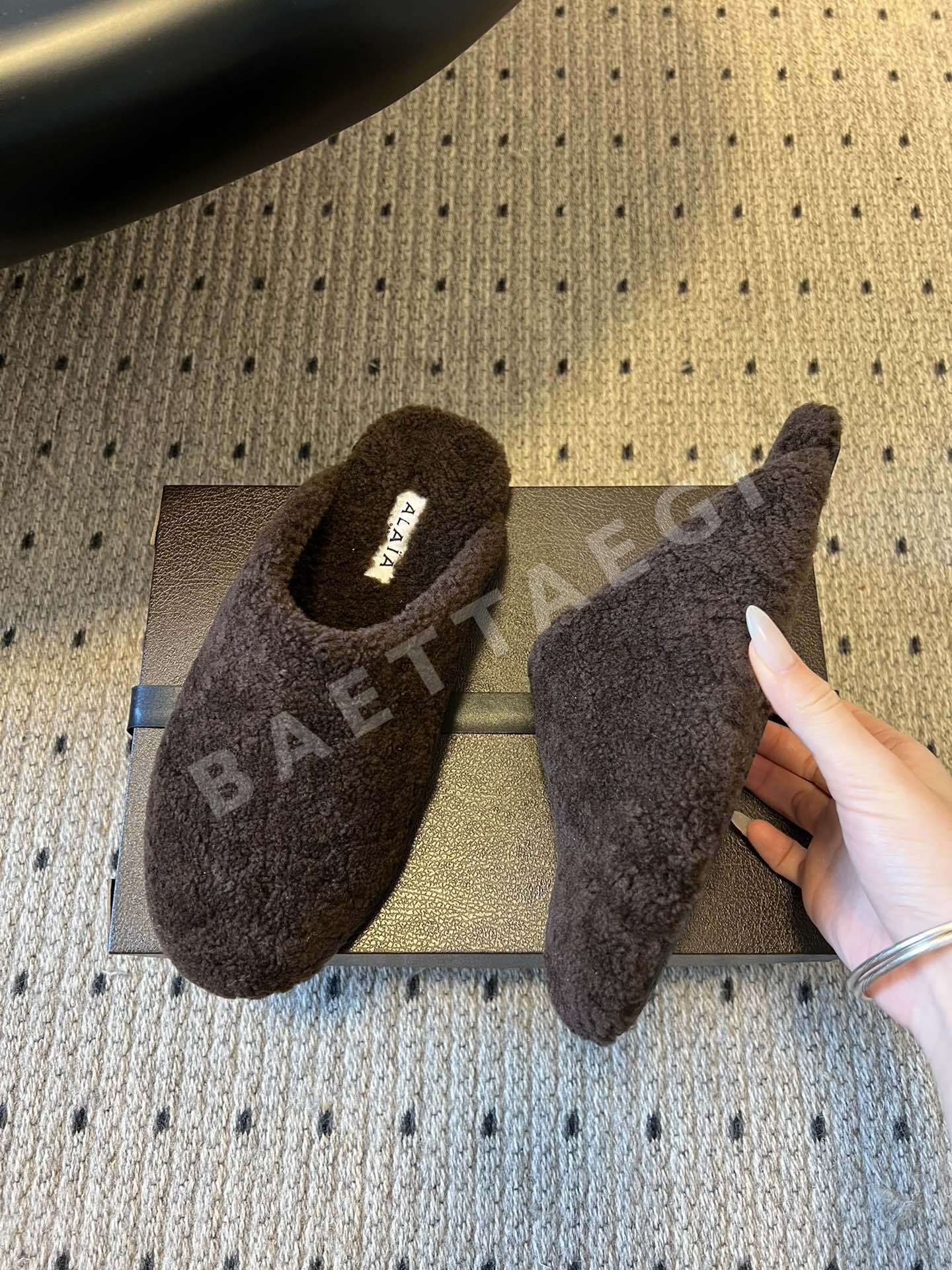 알라이아 퍼 장식 울 플러시 뮬 상세 이미지 3