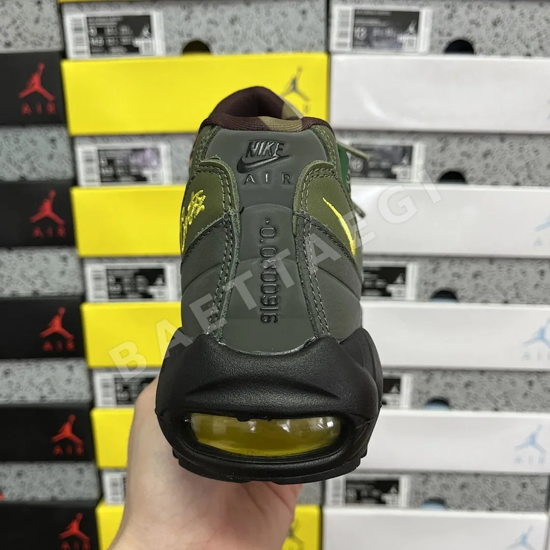나이키 [GX] 에어 맥스 95 SP FB2709-300 201218 Nike Air Max 95 SP Corteiz Gutta Green 상세 이미지 4