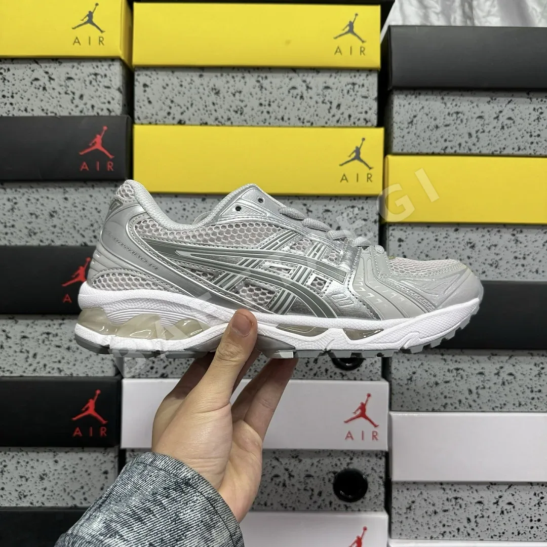 아식스 [LZ] 젤 카야노 14 1202A056-113 200579 Asics Gel-Kayano 14 상세 이미지 3
