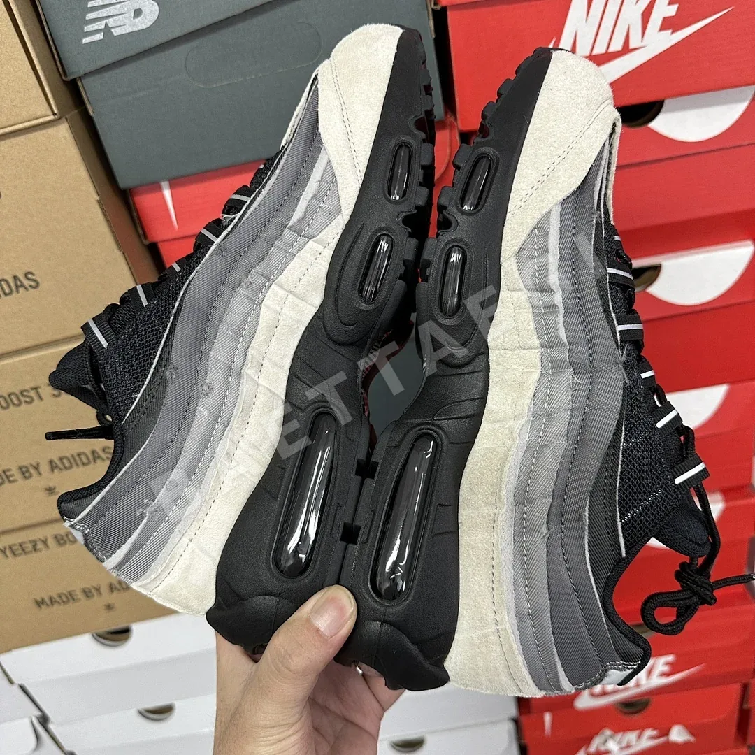 나이키 [GX] 에어 맥스 95 CU8406-101 201215 Nike Air Max 95 Comme Des Garcons Black Grey 상세 이미지 6