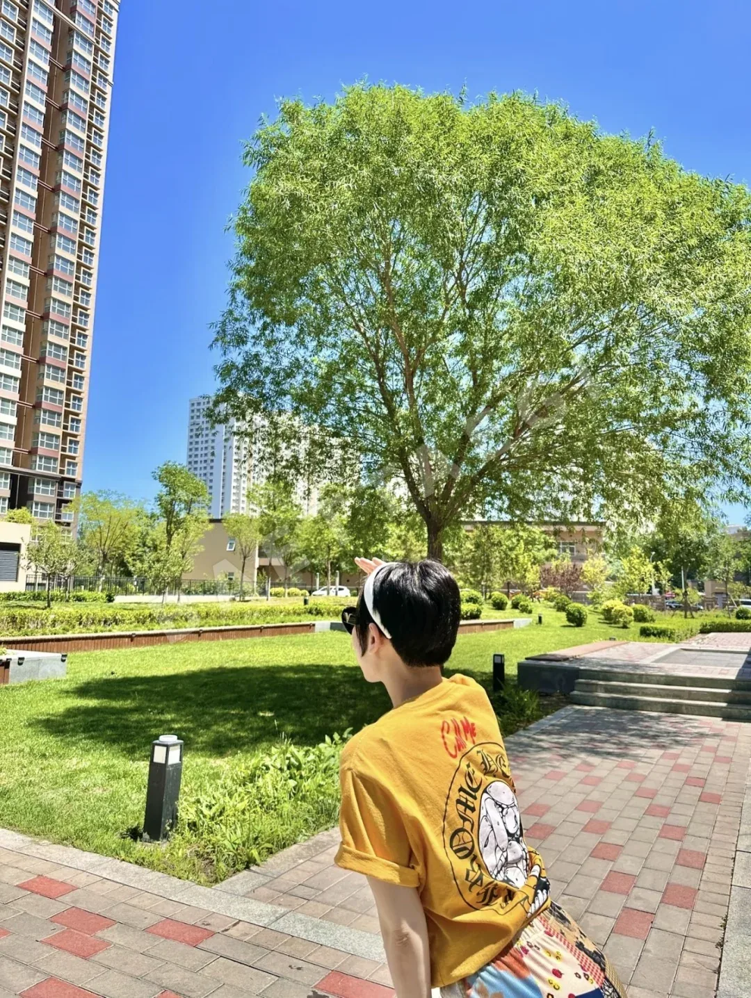 크롬하츠 매티보이 그래피티 반팔 티셔츠 상세 이미지 3