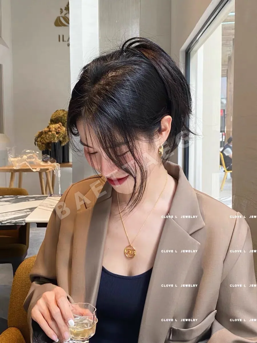 셀린느 골드 스터드 귀걸이 상세 이미지 6