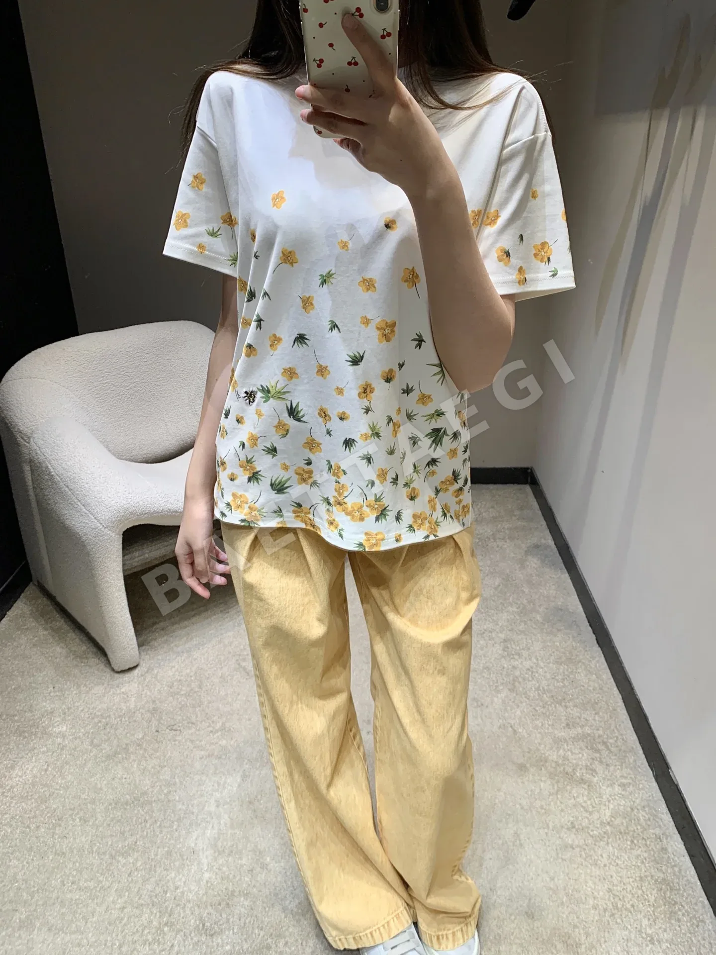 디올 꽃무늬 크루넥 반팔 티셔츠 상세 이미지 2