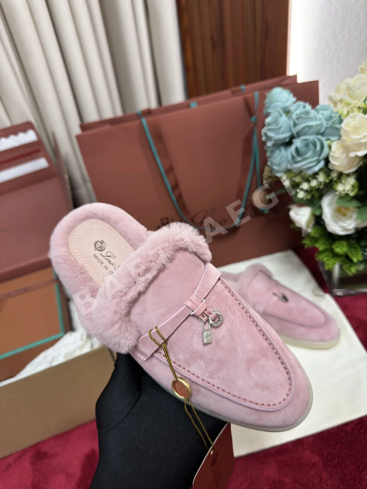 로로피아나 백리스 모카신 로퍼 상세 이미지 5