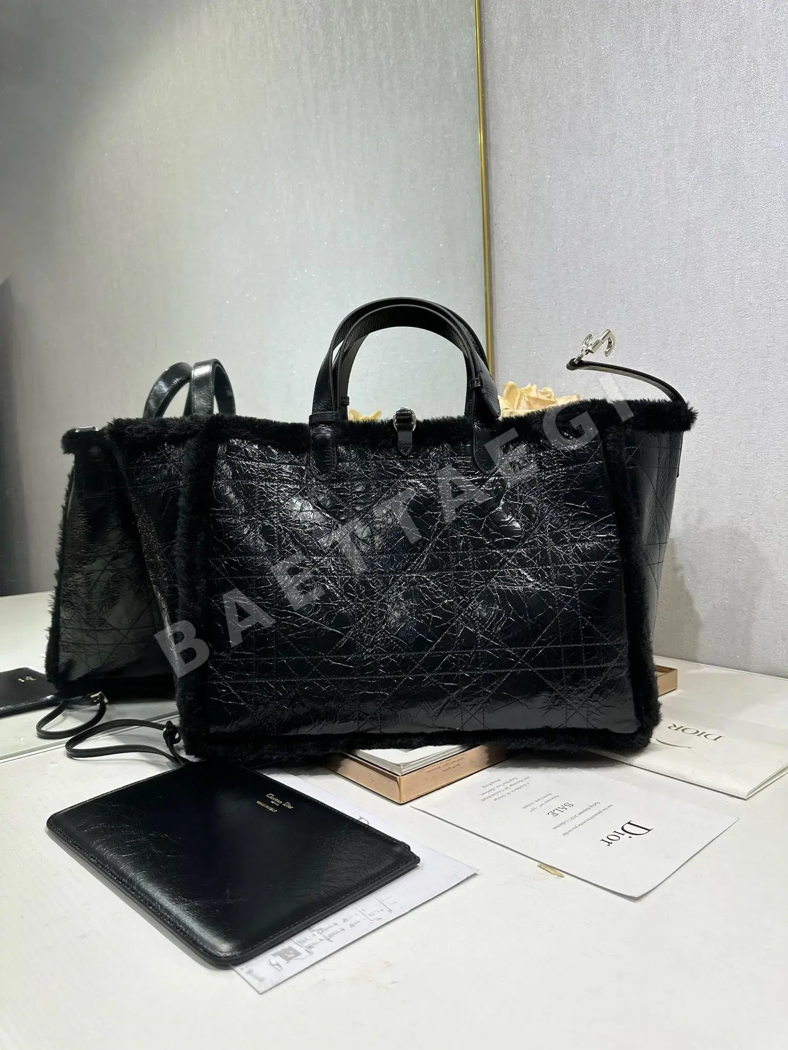 디올 뚜주흐 토트백 상세 이미지 3