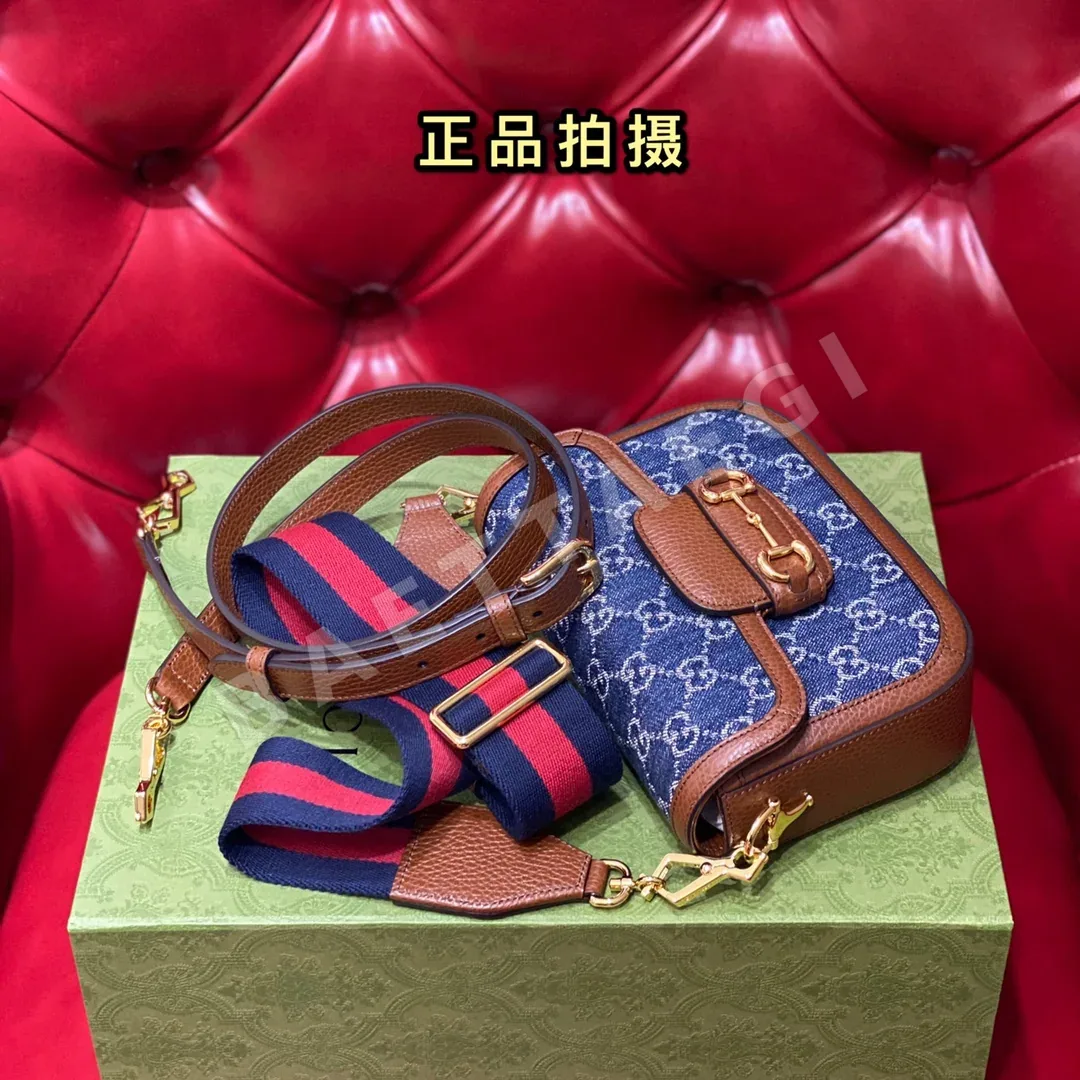 구찌 새들 백 미니 데님 백 상세 이미지 4
