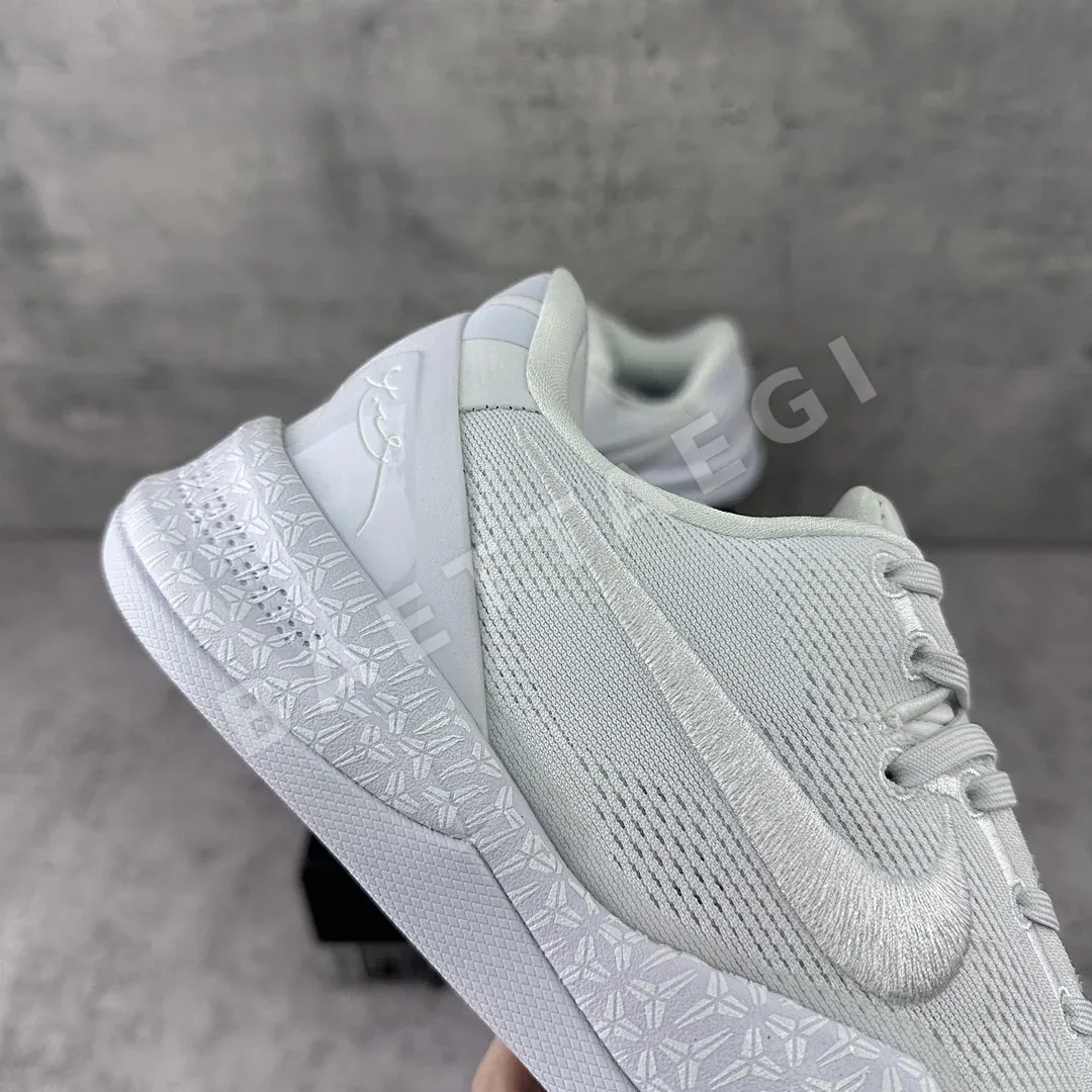 나이키 코비 8 프로트로 FJ9364-100 200988 Nike Kobe 8 Protro Halo ZK8 상세 이미지 2