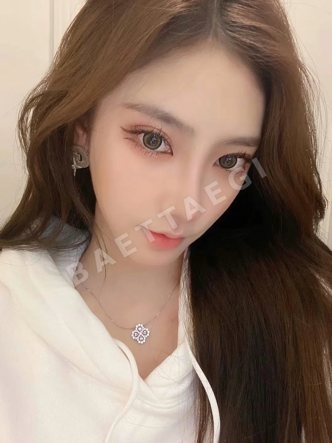 해리윈스턴 루프 다이아몬드 목걸이 상세 이미지 4
