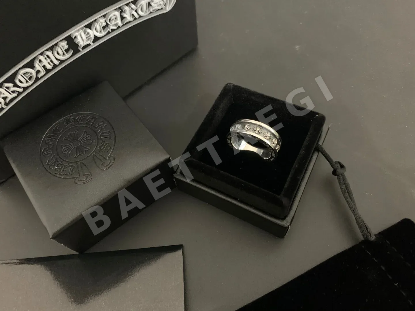 크롬하츠 크로스 반지 62807