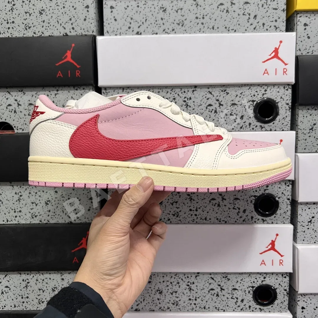 나이키 [FK] 조던 1 레트로 로우 OG SP IQ7604-101 201269 Nike Jordan 1 Retro Low OG SP 상세 이미지 9
