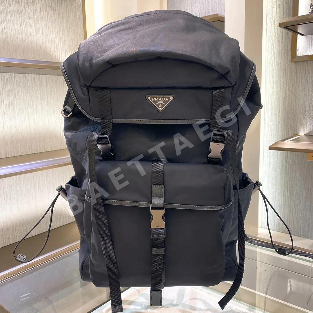 프라다 파라슈트 원단 백팩 2VZ079