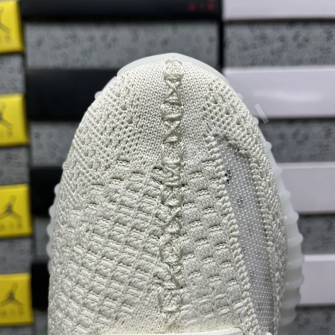 아디다스 [R] 이지 부스트 350 V2 2.0 HQ6316 200737 Adidas Yeezy Boost 350 V2 2.0 상세 이미지 4