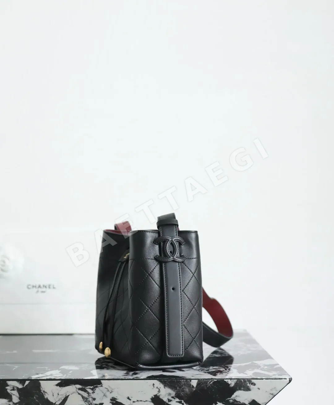 샤넬 버킷백 스몰 블랙 상세 이미지 4