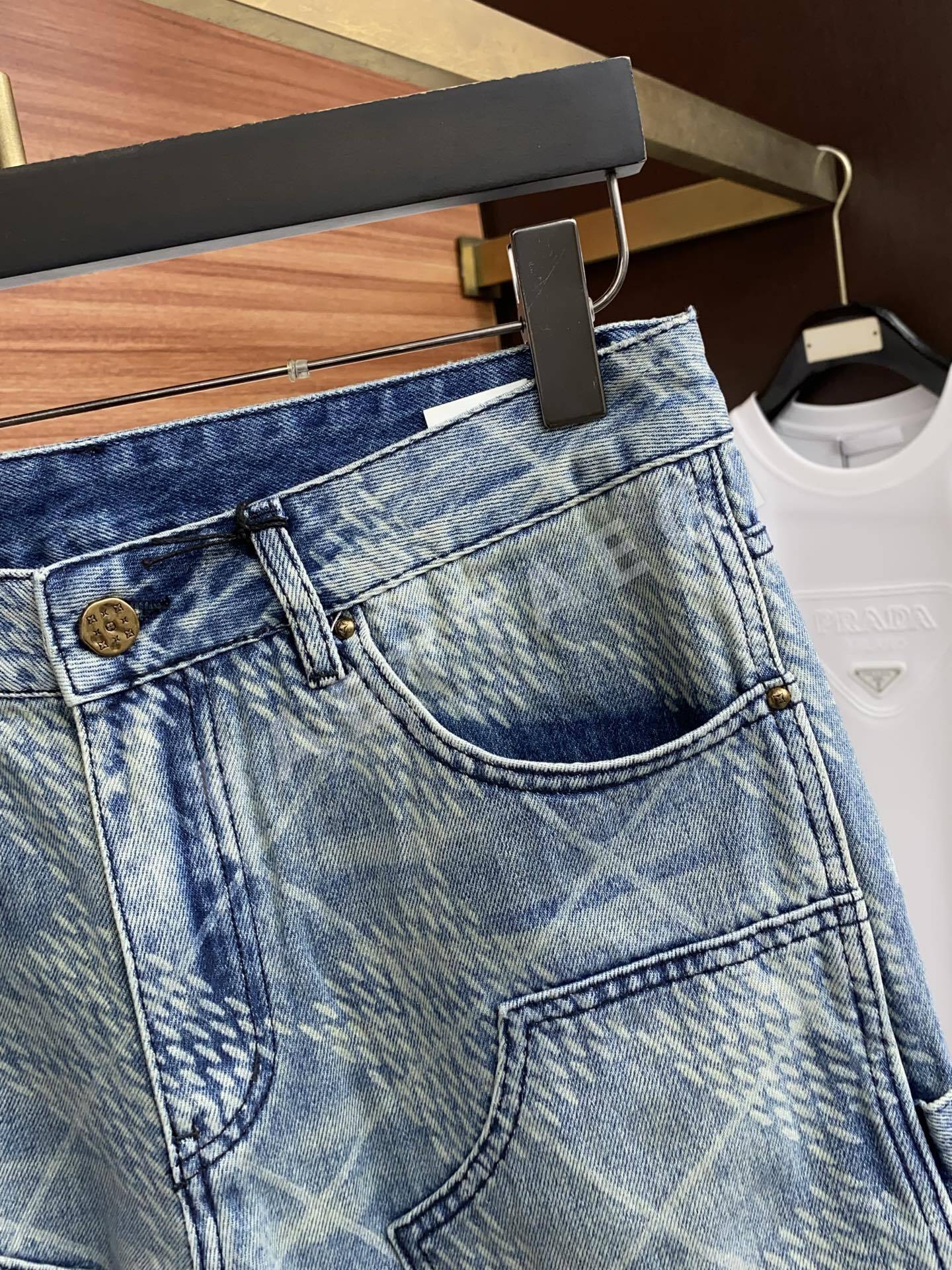 루이비통 남성 반바지 65824 Louis Vuitton Shorts 상세 이미지 4
