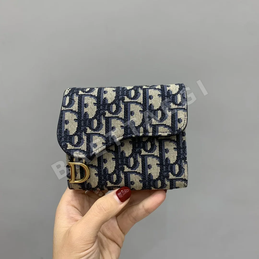 디올 지갑 상세 이미지 2