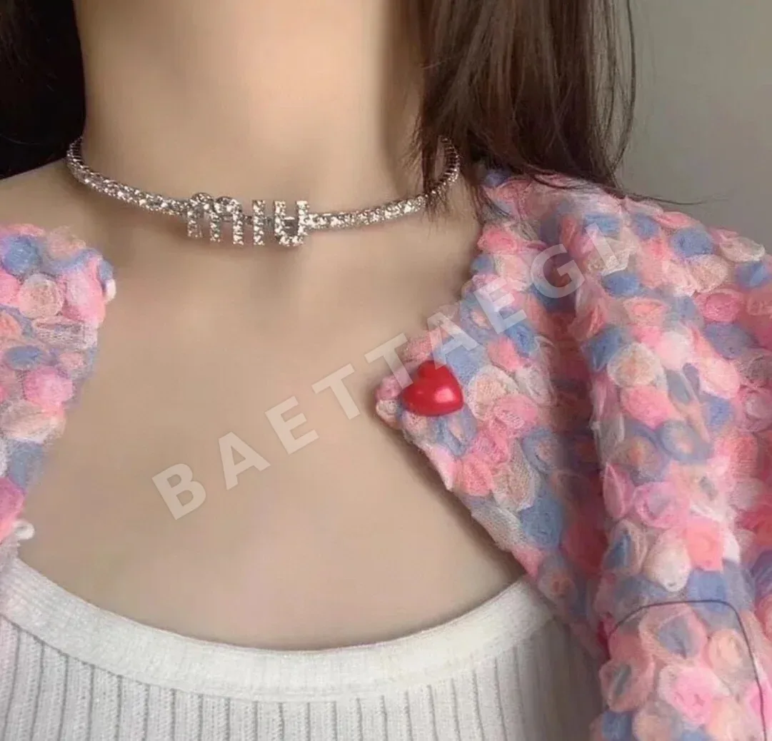 미우미우 다이아몬드 장식 목걸이 상세 이미지 2