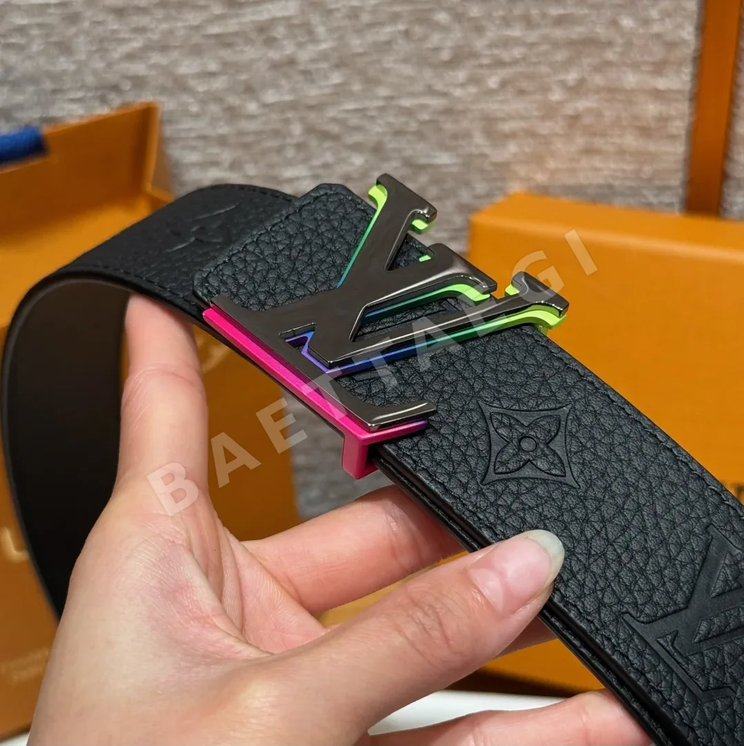 루이비통 이니셜 40mm 리버시블 소가죽 벨트 상세 이미지 4
