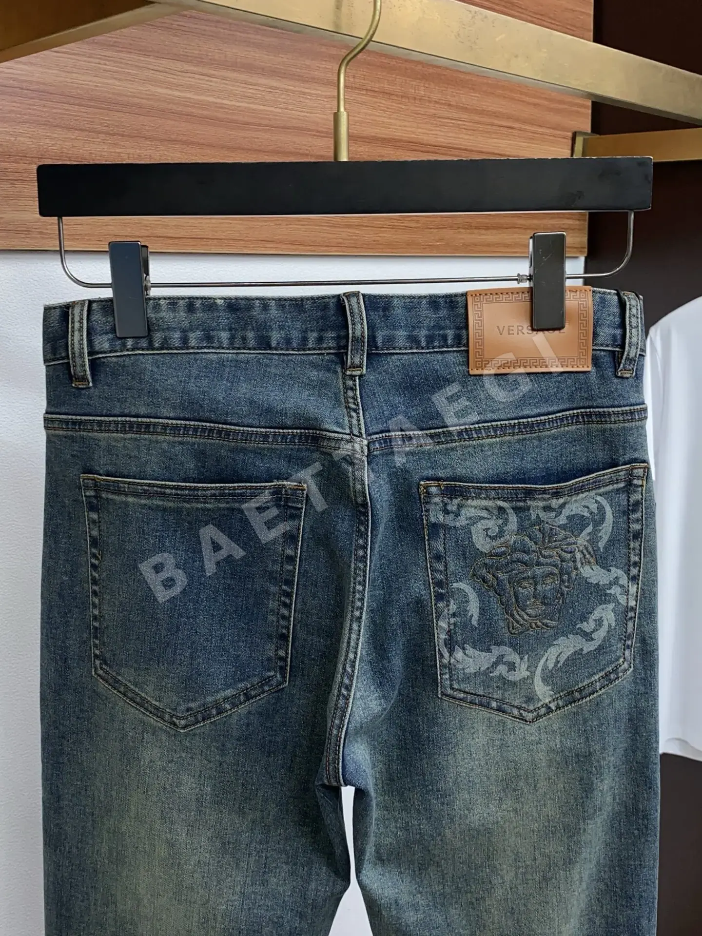 베르사체 데님 남성 바지 상세 이미지 9