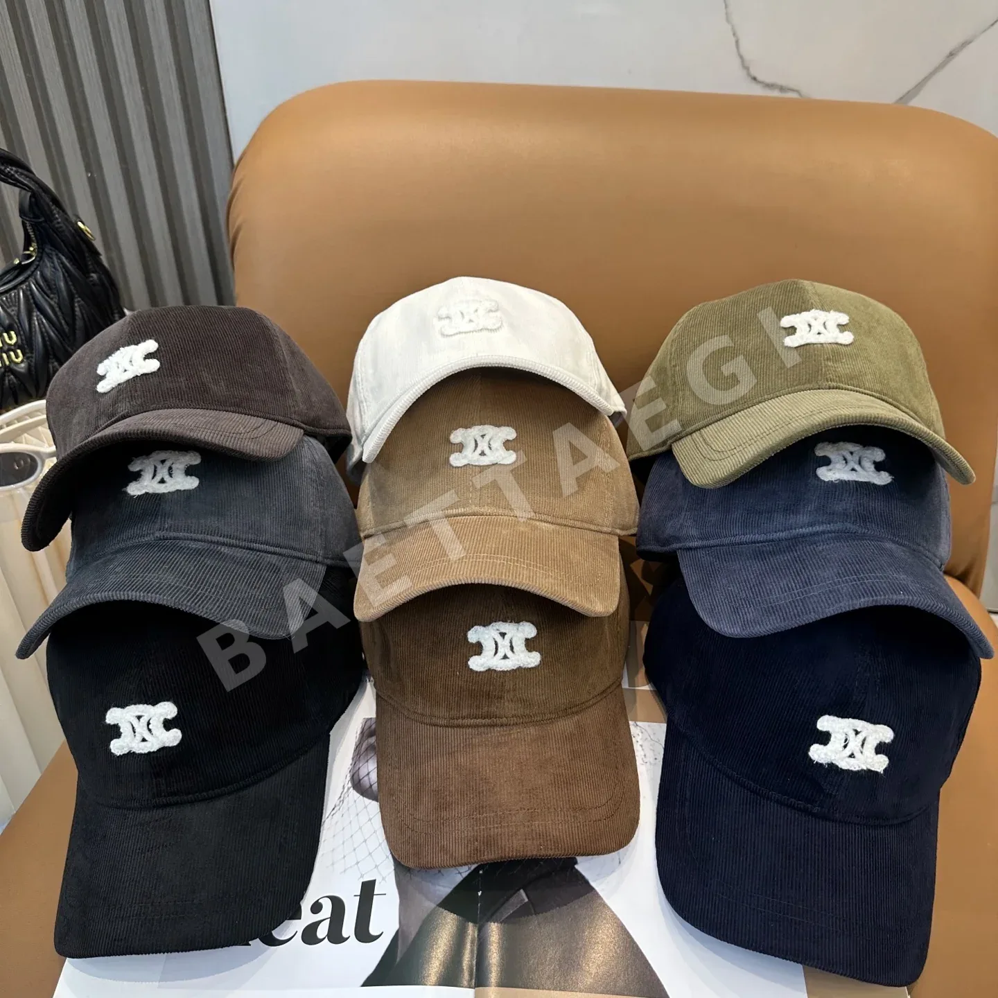 셀린느 개선문 자수 코듀로이 베이스볼 캡 상세 이미지 9
