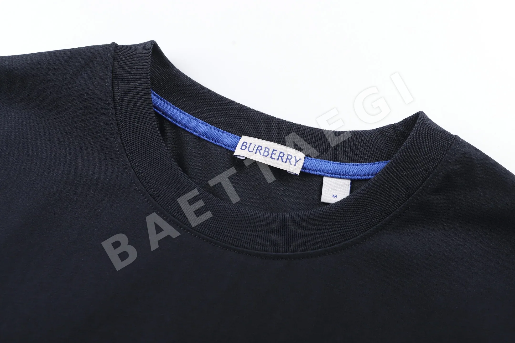 버버리 블루호스 자수 남성 반팔 티셔츠 상세 이미지 8