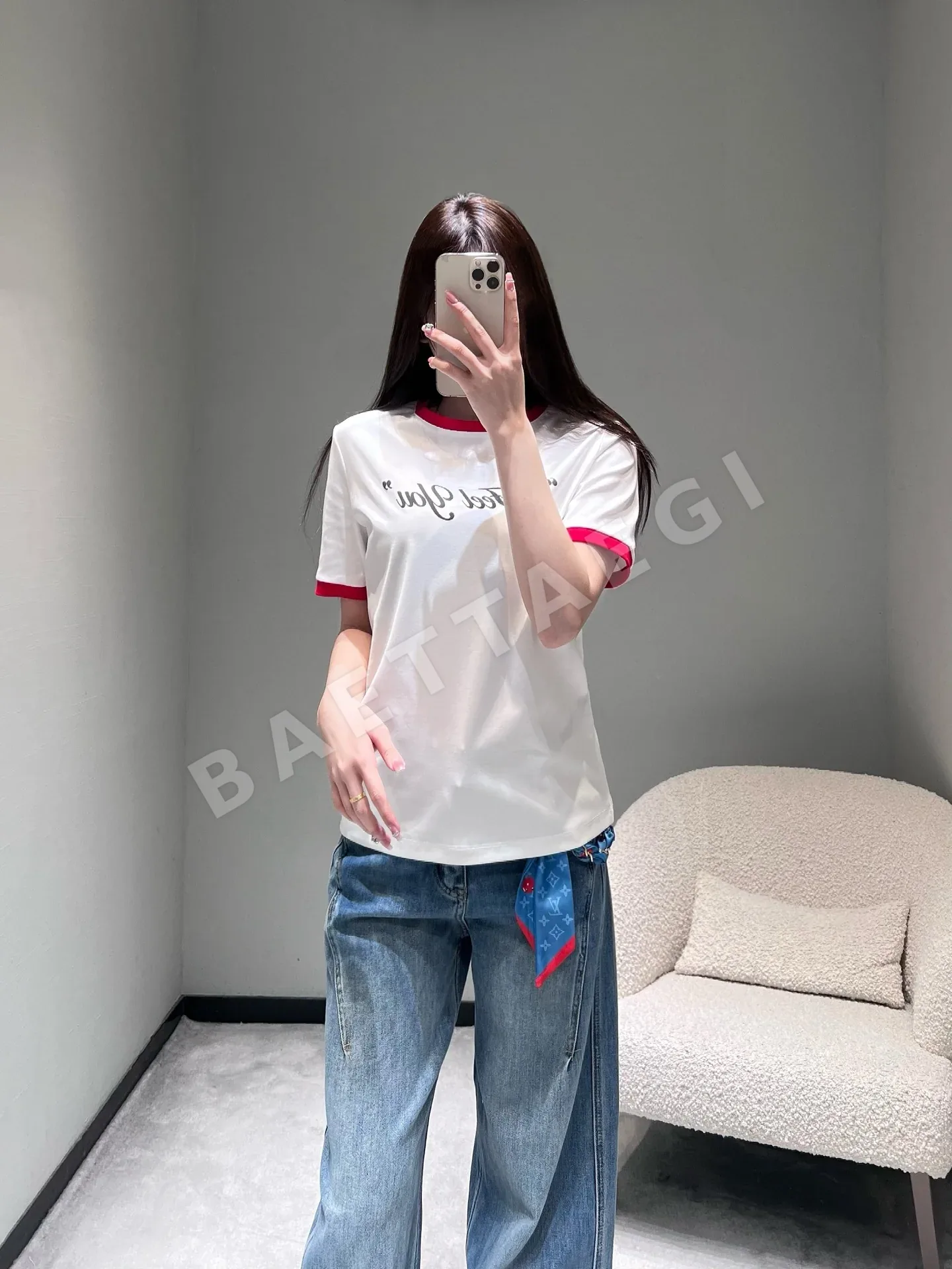 디올 카라 블록 레터 프린트 반팔 티셔츠