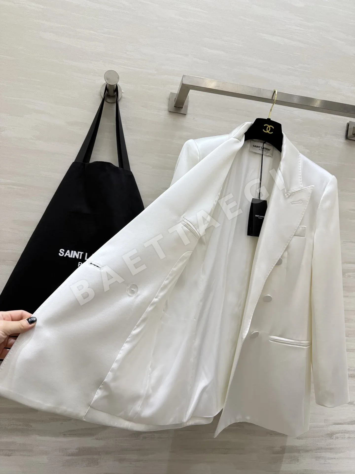 생로랑 아세테이트 새틴 더블브레스트 여성 자켓 상세 이미지 7