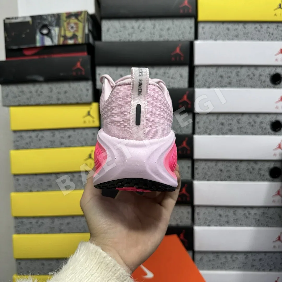 나이키 [XY] 보메로 플러스 HV8150-602 201319 Nike Vomero Plus Pink Foam Hyper 상세 이미지 5