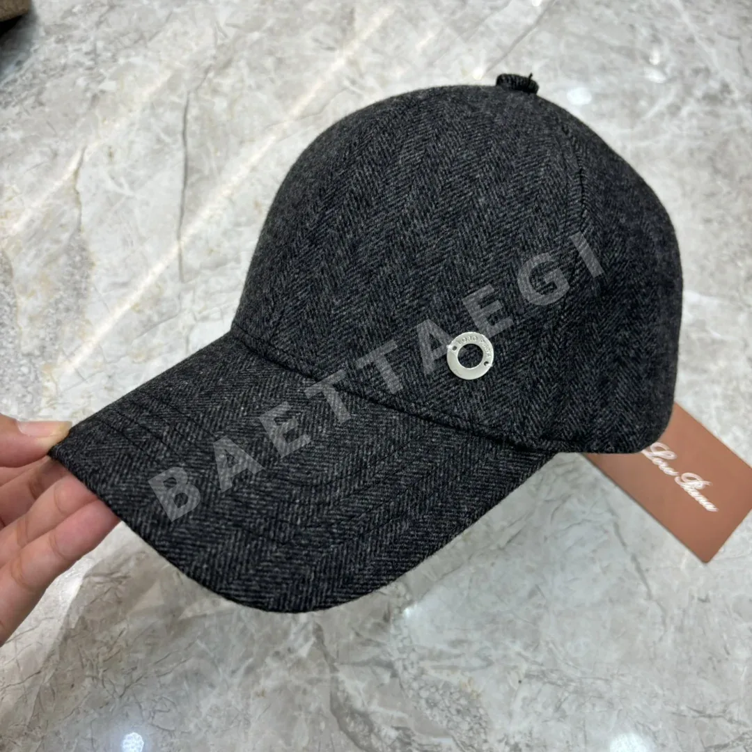 로로피아나 울 베이스볼 캡 상세 이미지 3