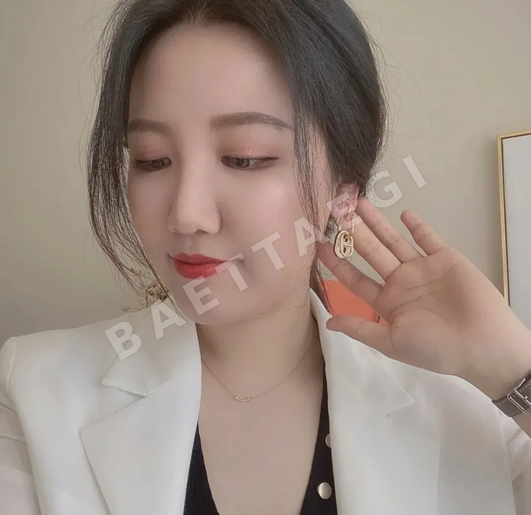 에르메스 오마이옹 돼지코 귀걸이 상세 이미지 2