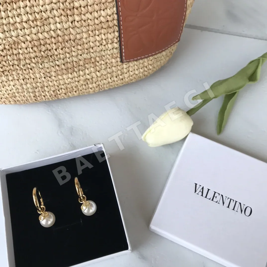 발렌티노 귀걸이 63619 Valentino Earrings 상세 이미지 4