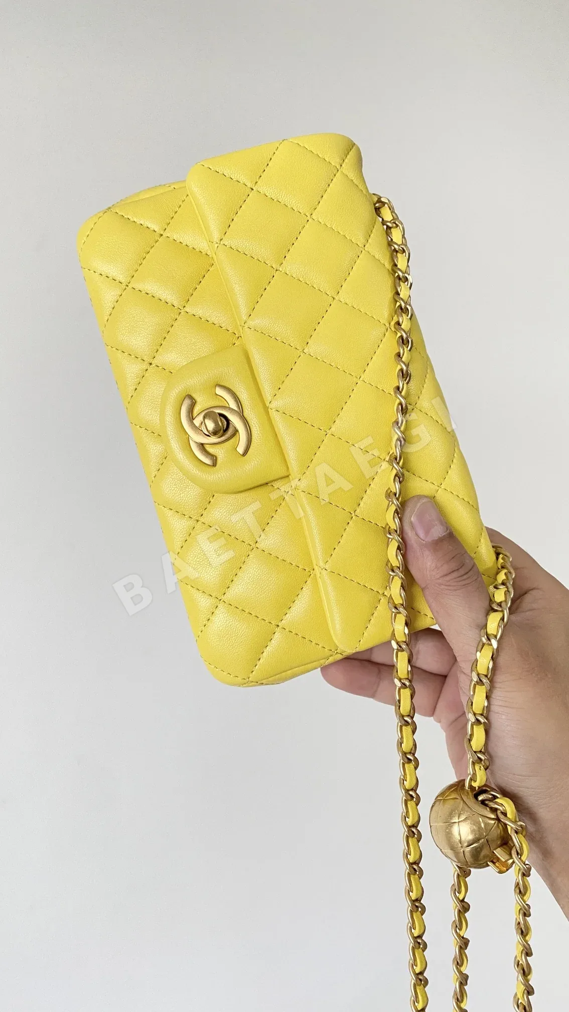 샤넬 CF 골드 볼 미니 양털 미니백 상세 이미지 2