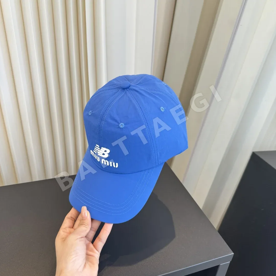 미우미우 오리지널 봄여름용 야구모자 상세 이미지 6