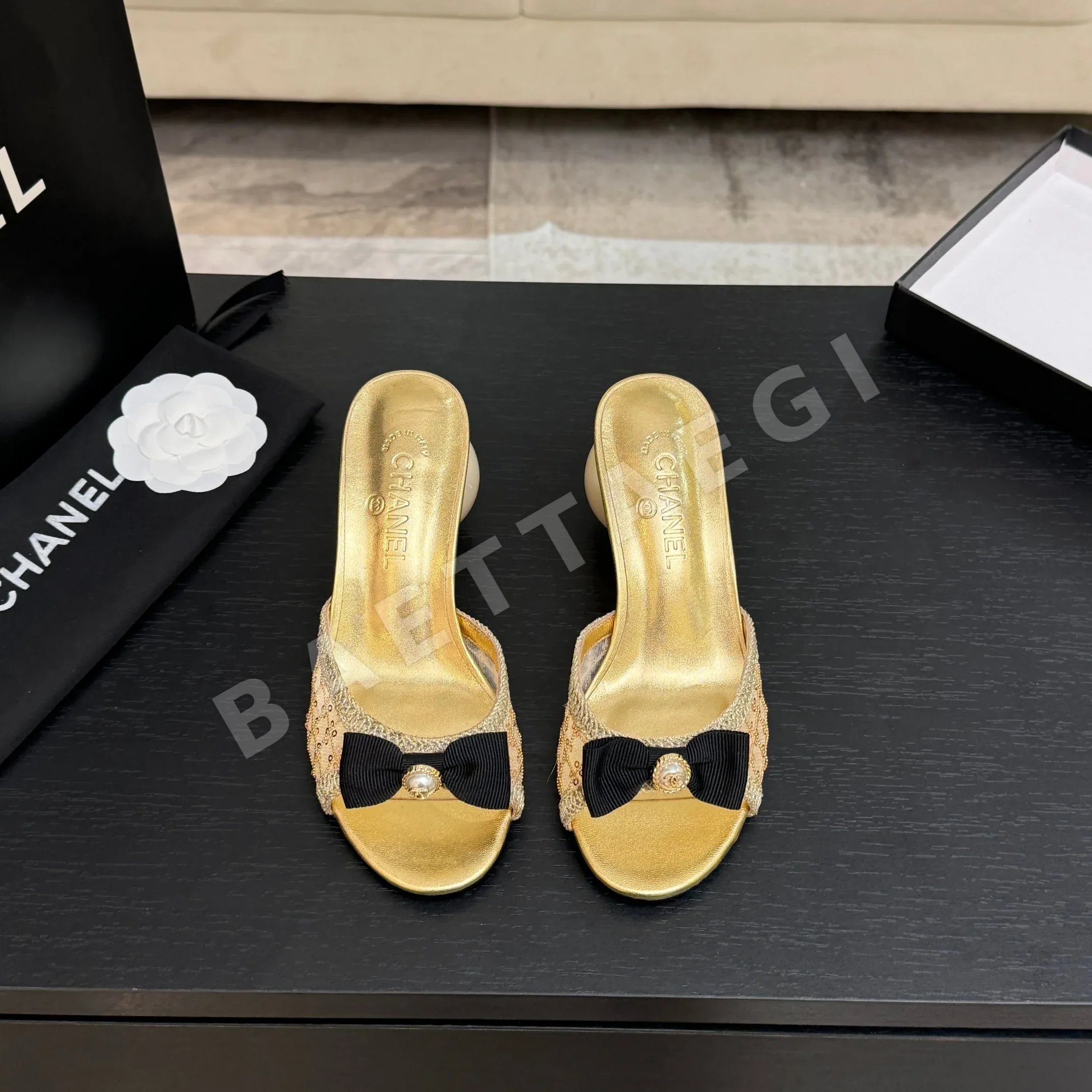 샤넬 뉴 펄 메리제인 슬리퍼 98427