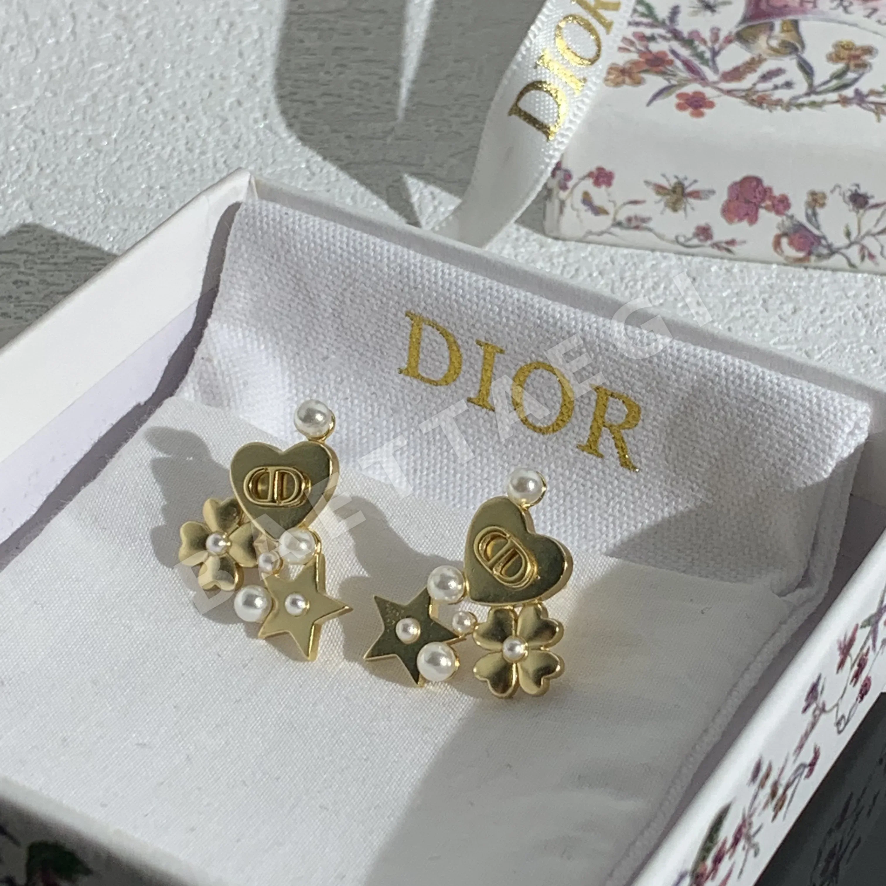 디올 귀걸이 60407 Dior Earrings 상세 이미지 10