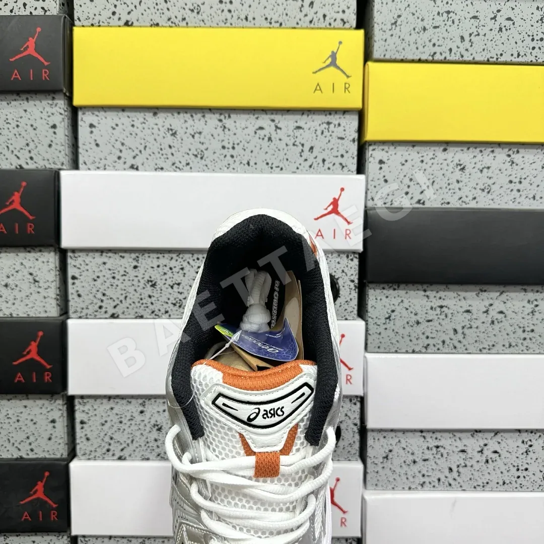 아식스 [LZ] 젤 카야노 14 1201A019-109 200592 Asics Gel-Kayano 14 White Piquant Orange 상세 이미지 2