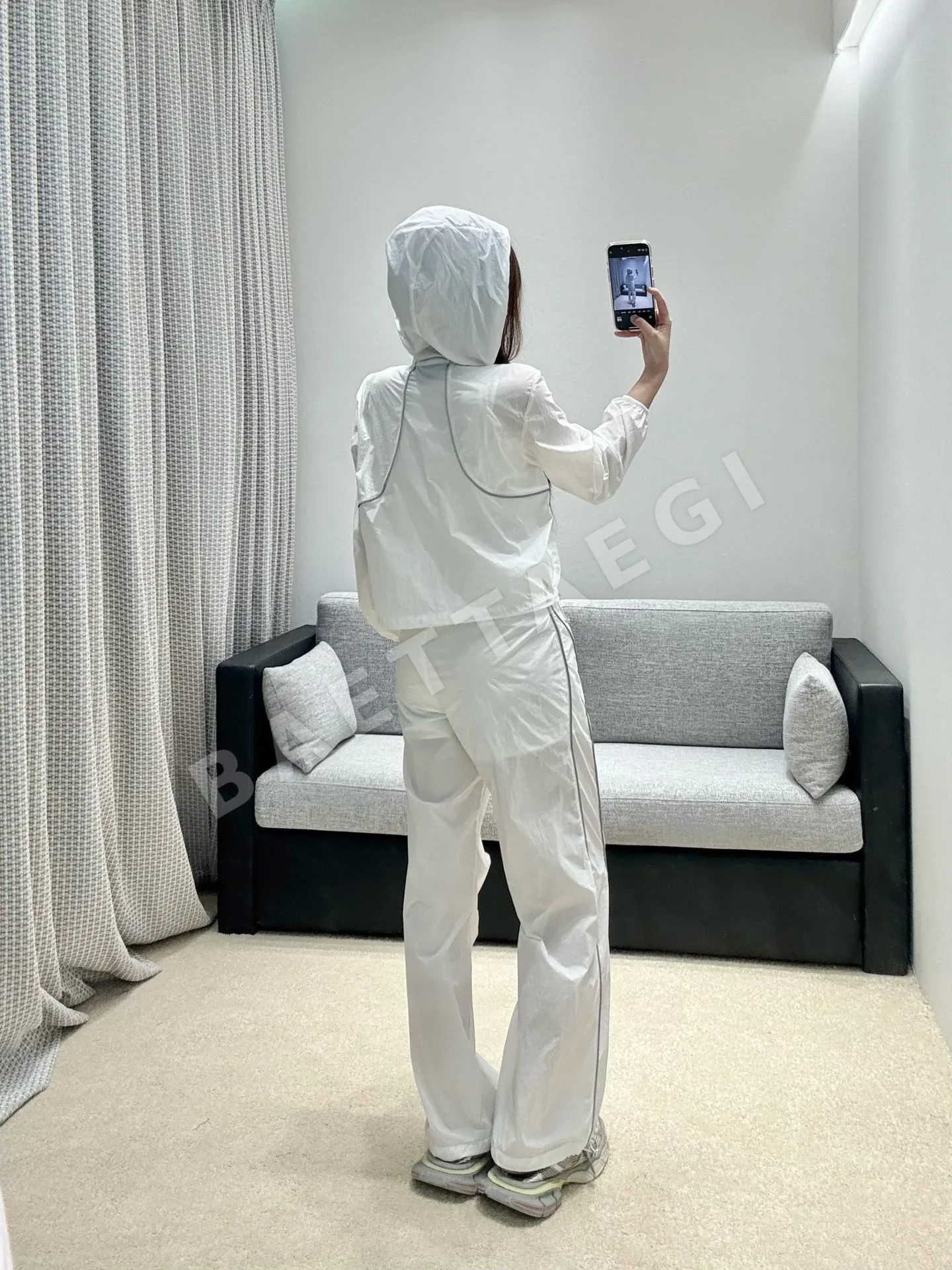 샤넬 여성 크롭 후드 재킷 와이드 팬츠 세트 상세 이미지 7