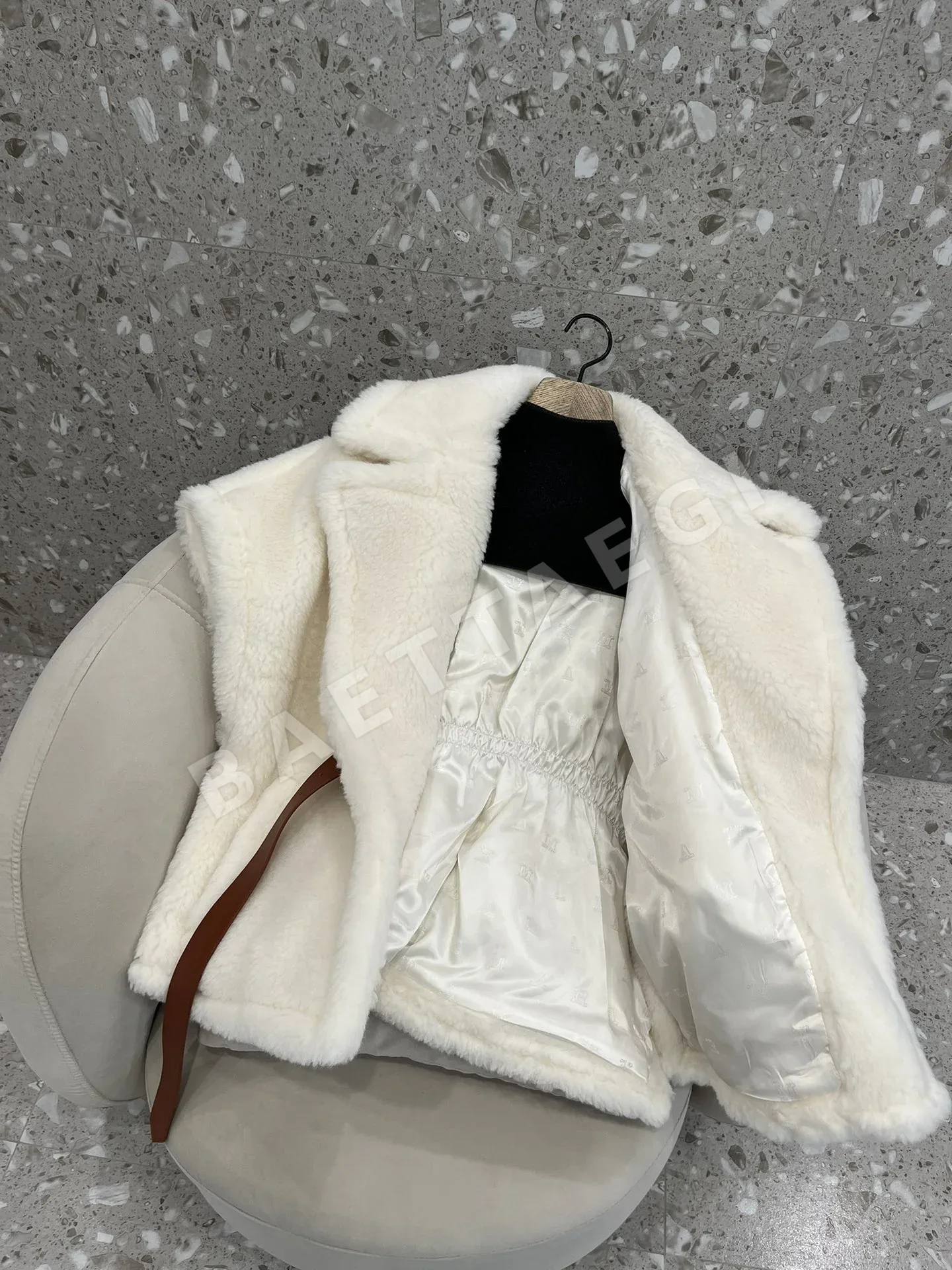 막스마라 알파카 울 테디베어 케이프 자켓 상세 이미지 9