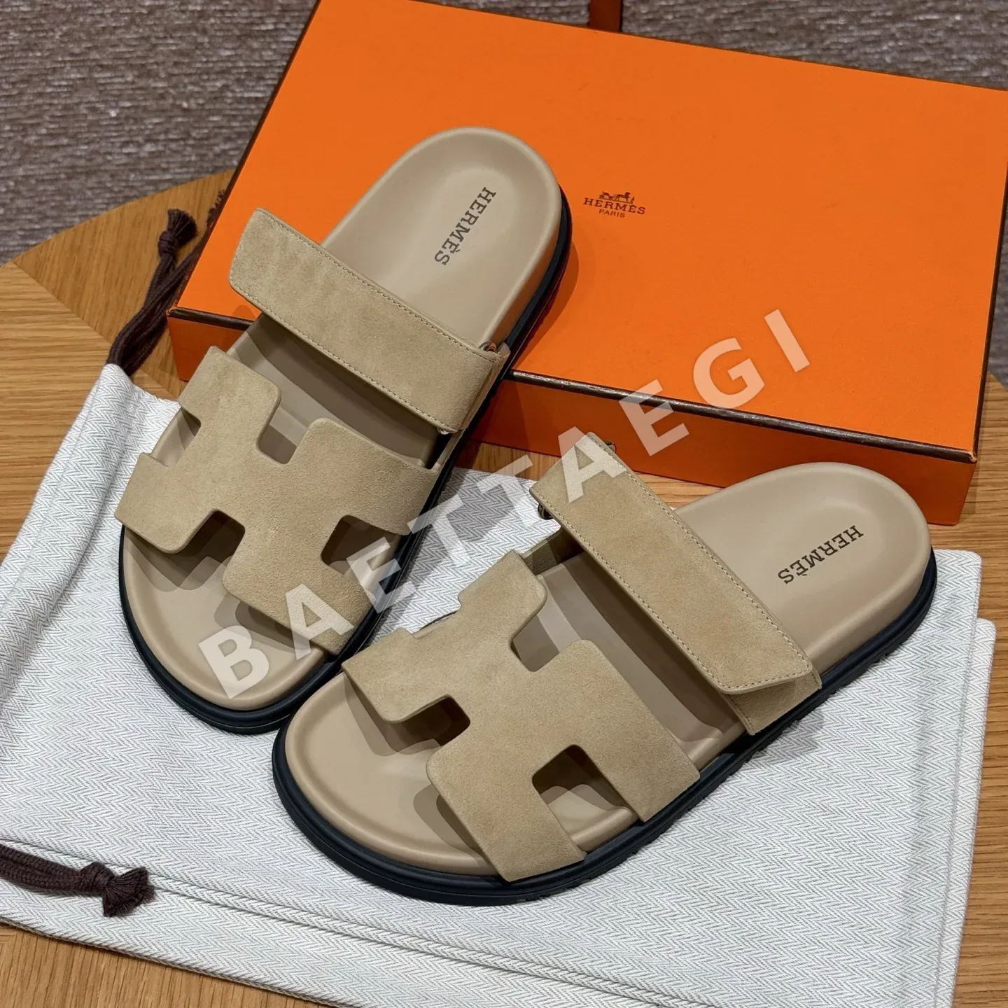 에르메스 시프레 샌들 베이지 가죽 상세 이미지 1