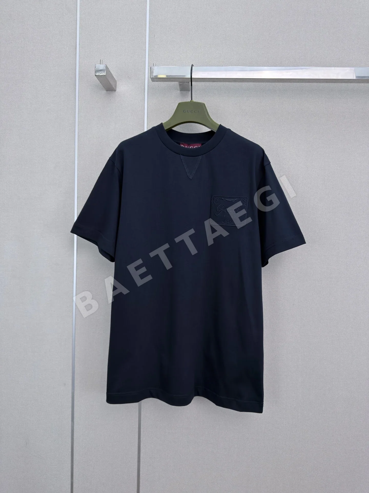 구찌 여성 반팔 91317