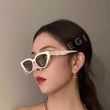 구찌 아이스크림 모양 장식 귀걸이 상세 이미지 2