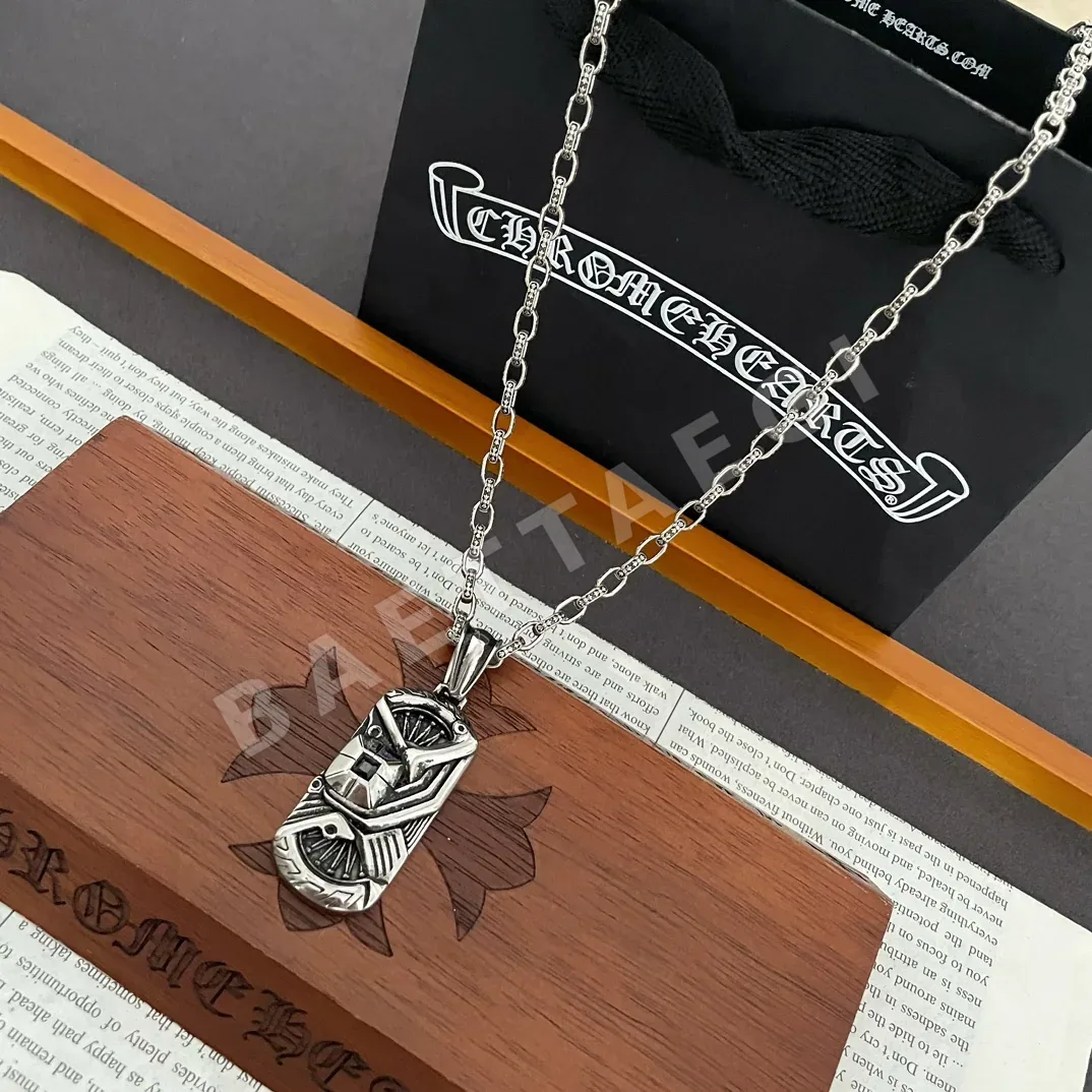 크롬하츠 클래식 크로스 플라워 목걸이 상세 이미지 5
