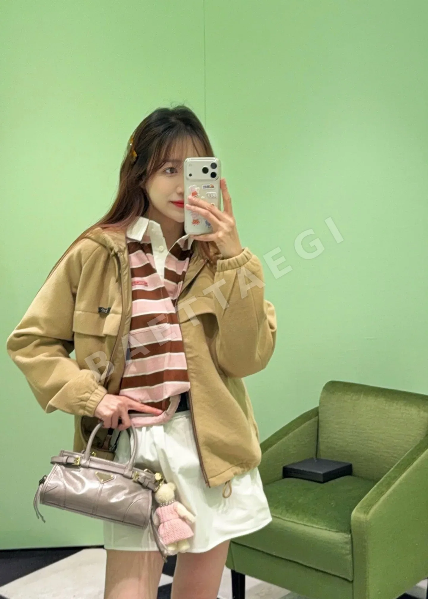 프라다 카키 플리스 윈드브레이커 여성 자켓 상세 이미지 3