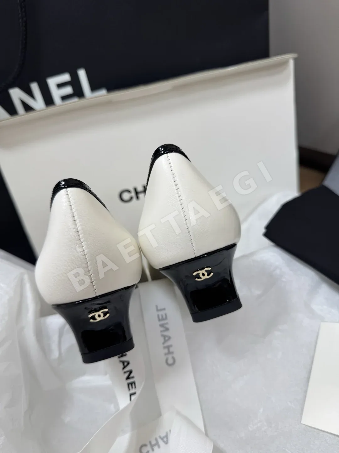샤넬 힐 여성 블랙 더블 C 로고 상세 이미지 6