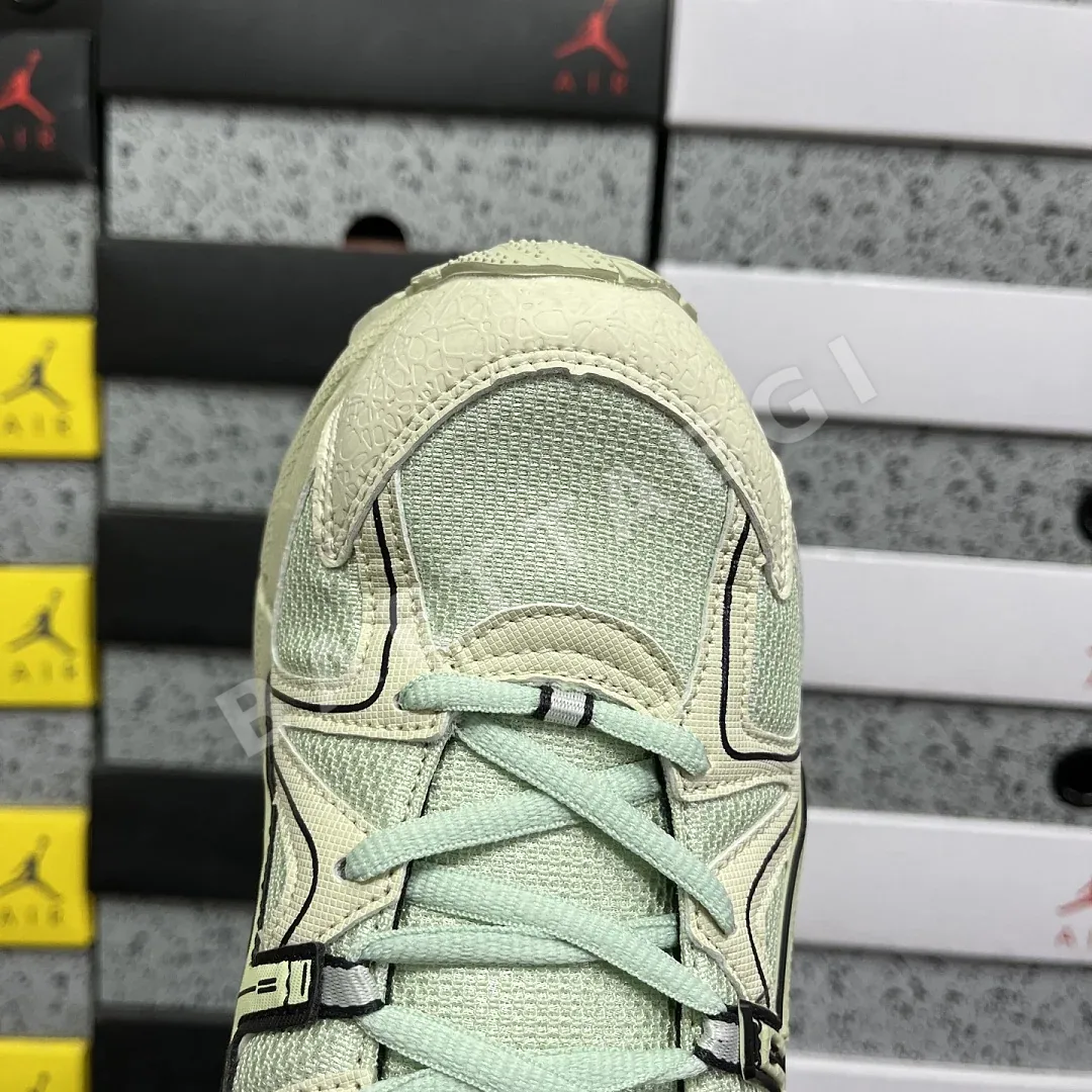 아식스 [XY] 젤 카하나 8 1011B109-301 200342 Asics Gel-Kahana 8 상세 이미지 9