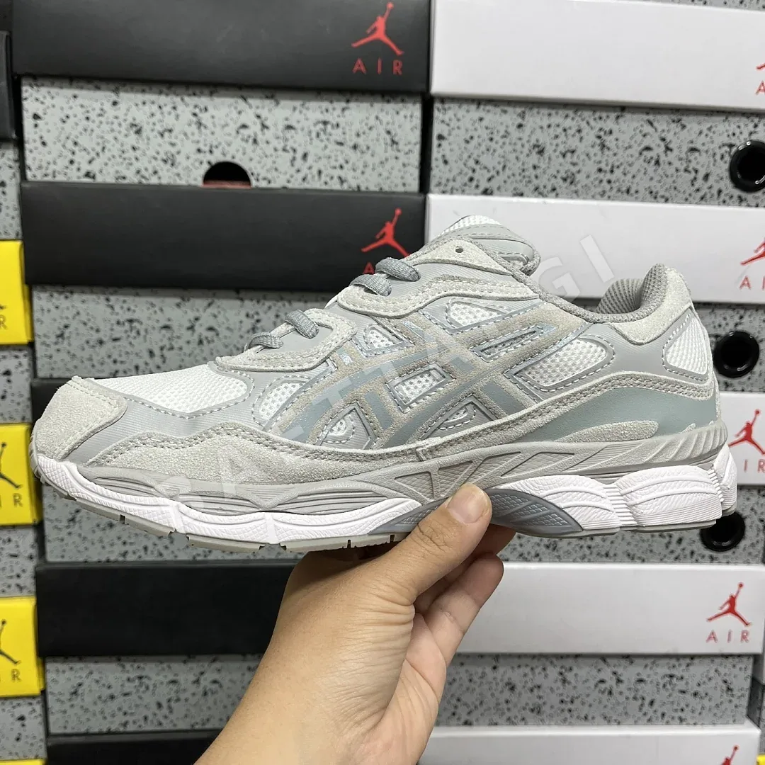 아식스 [RT] 젤 NYC 1203A663-101 200363 Asics Gel-NYC Cream Cloud Grey 상세 이미지 3